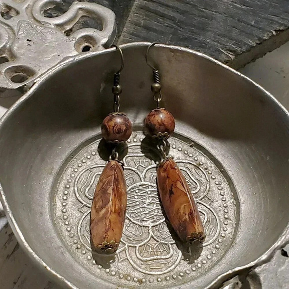Handcrafted Lightweight Rustic Bronze Metal Mottled Brown Acrylic Earrings - Picture 1 of 5